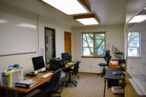 Business Center At The Abbey Of Olympus Retirement Living In Eugene Oregon